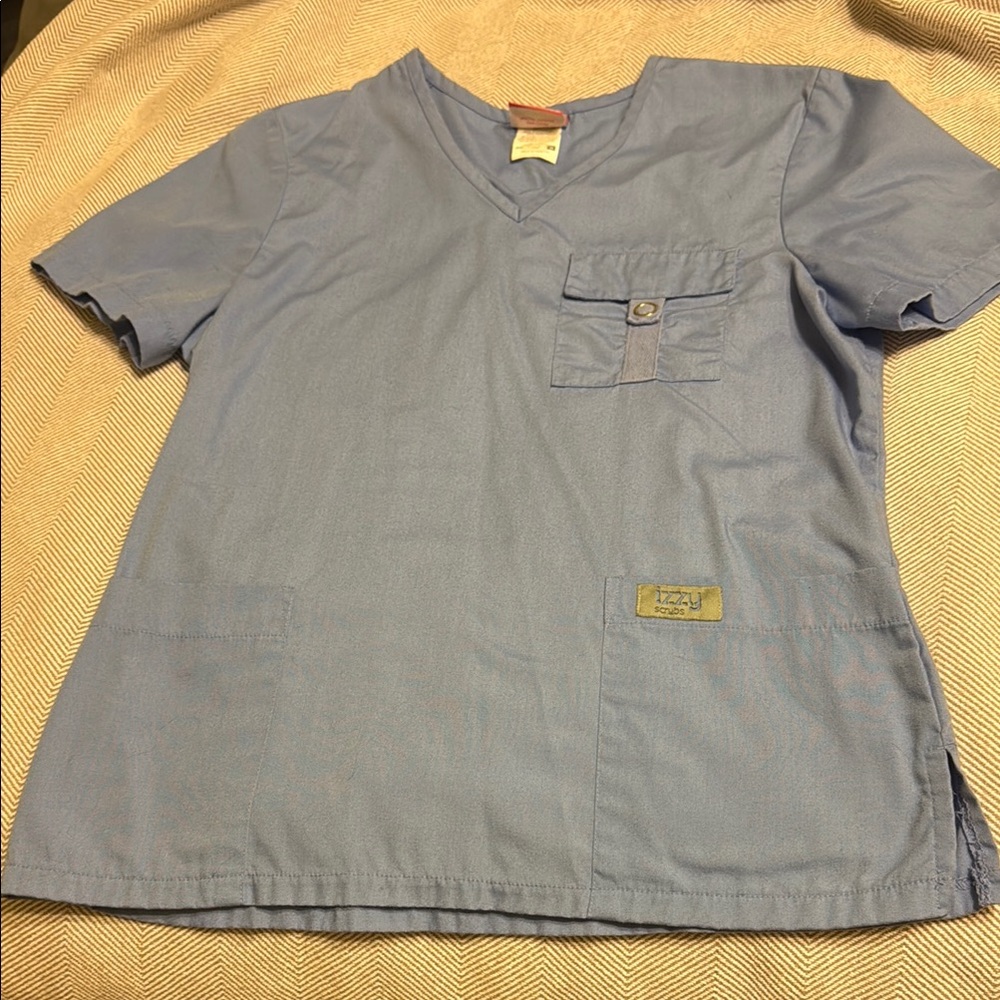 Scrub set